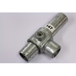 TF147 Internal Swivel Tee