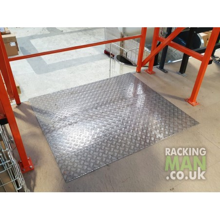 Pallet Gate Aluminium Wear Protector (shown installed with edge protector)