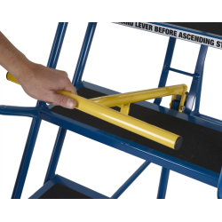 Warehouse Essential Safety Steps - 9 Tread