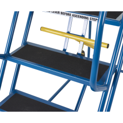 Warehouse Essential Safety Steps - 4 Tread- 10/15 day delivery