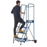 Warehouse Essential Safety Steps - 3 Tread